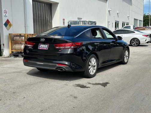 2018 Kia Optima S