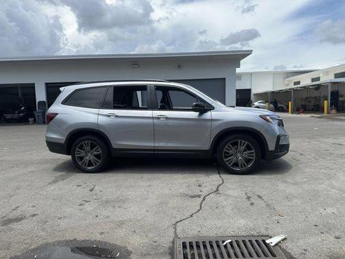 2022 Honda Pilot 2WD Sport