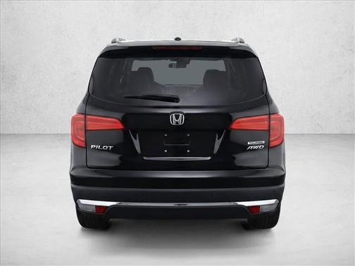 Crystal Black Pearl 2016 Honda Pilot Touring