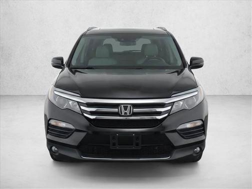 Crystal Black Pearl 2016 Honda Pilot Touring