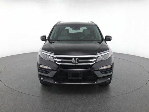 Crystal Black Pearl 2016 Honda Pilot Touring