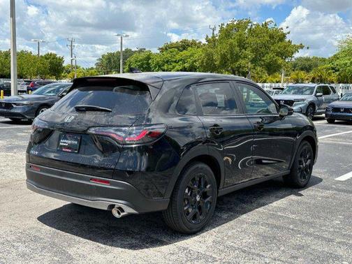 2023 Honda HR-V 2WD Sport