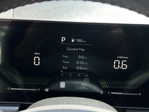 Snow White Pearl 2025 Kia K5 GT-Line