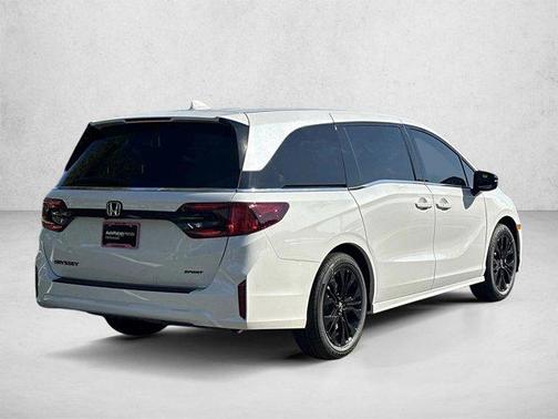 Platinum White Pearl 2026 Honda Odyssey Sport-L