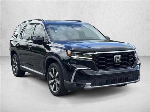 Crystal Black Pearl 2023 Honda Pilot AWD Elite
