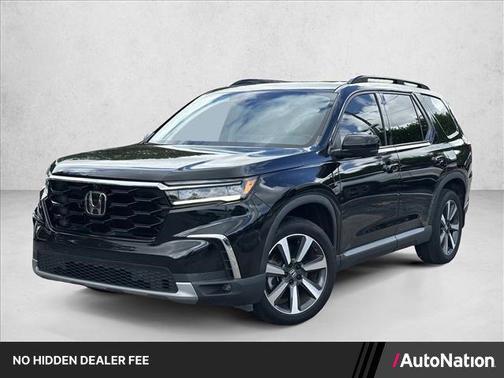Crystal Black Pearl 2023 Honda Pilot AWD Elite