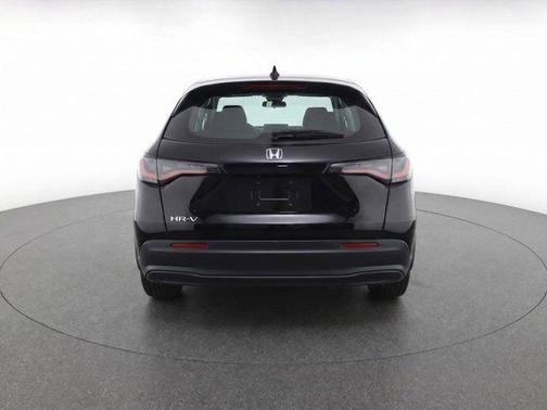 Crystal Black Pearl 2024 Honda HR-V LX