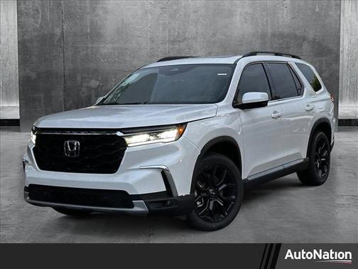 2025 Honda Pilot Touring 8-Passenger