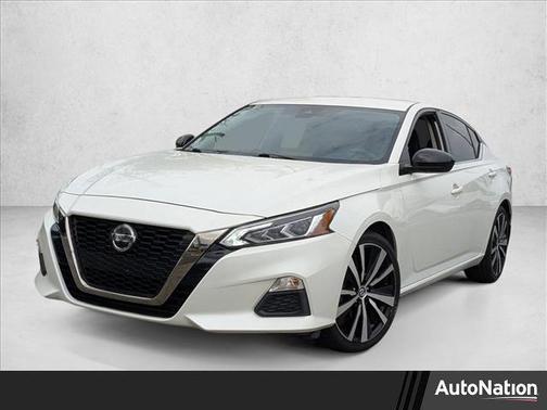 2021 Nissan Altima SR FWD