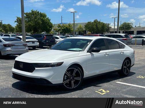 2025 Honda Accord Hybrid Base