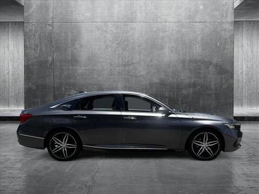 2022 Honda Accord Touring 2.0T