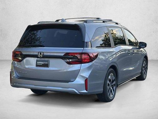 Solar Silver Metallic 2026 Honda Odyssey EX-L