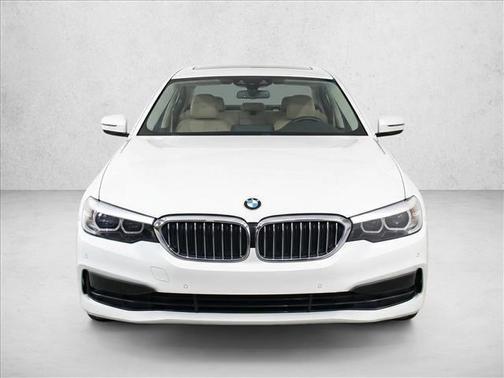 Alpine White 2019 BMW 540 540i