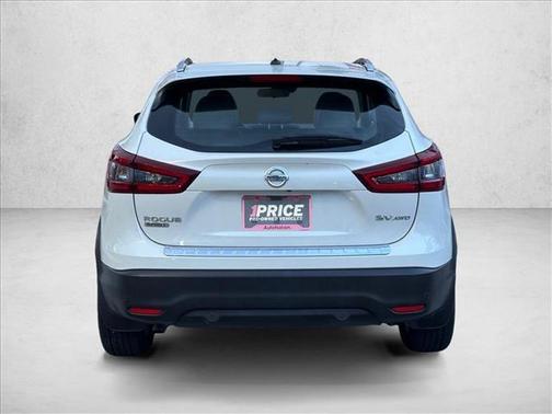 2022 Nissan Rogue Sport SV