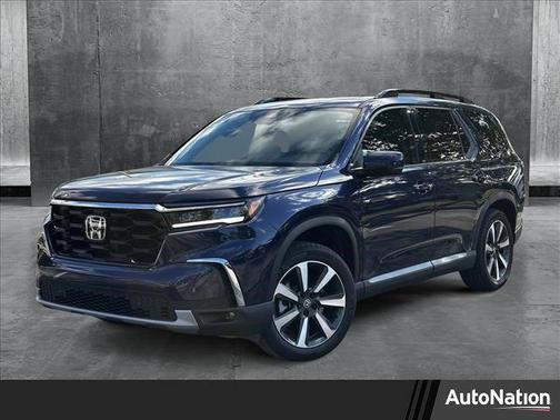 2025 Honda Pilot Touring 8-Passenger