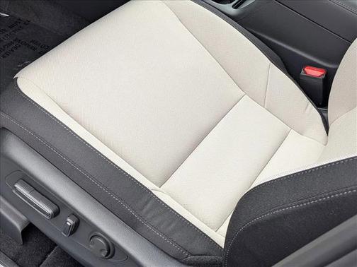 Platinum White Pearl 2026 Honda CR-V EX 2WD