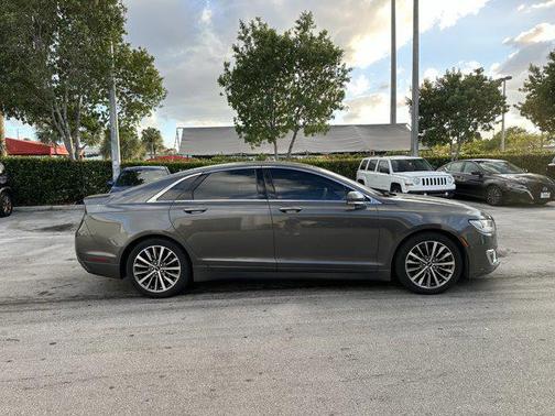 2017 Lincoln MKZ Premiere