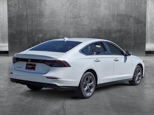 2025 Honda Accord LX 1.5T