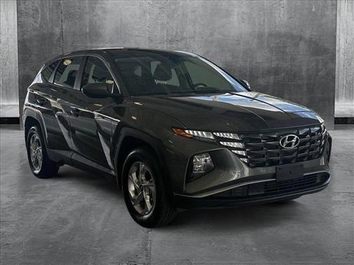 2023 Hyundai TUCSON SE