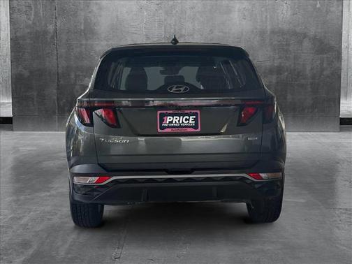 2023 Hyundai TUCSON SE