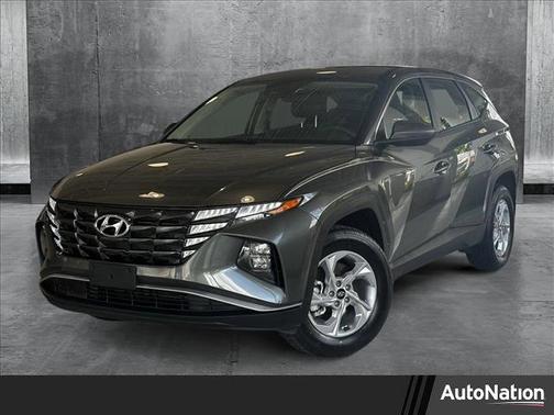 2023 Hyundai TUCSON SE