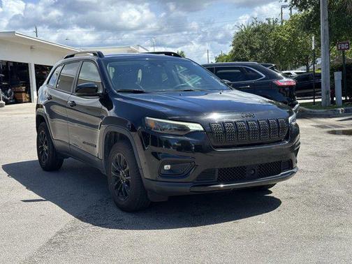 2023 Jeep Cherokee Altitude