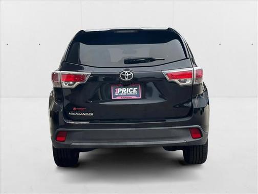 2016 Toyota Highlander LE