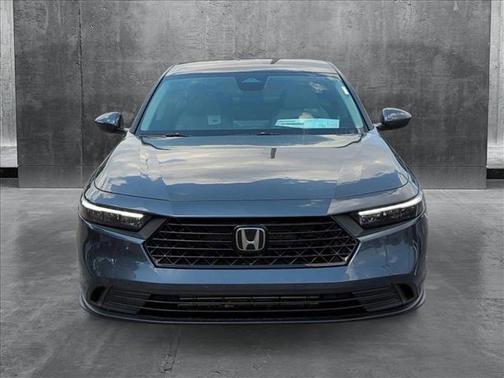 2025 Honda Accord LX 1.5T