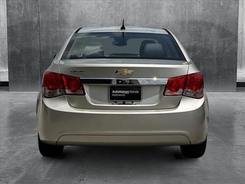 2013 Chevrolet Cruze LS