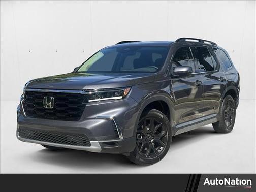 2025 Honda Pilot Touring 8-Passenger