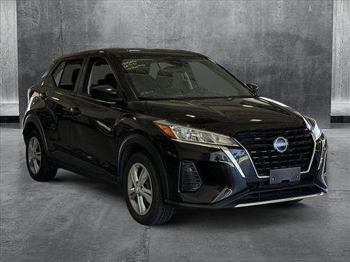 2022 Nissan Kicks S