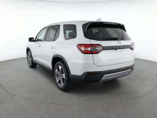 Platinum White Pearl 2025 Honda Pilot EX-L