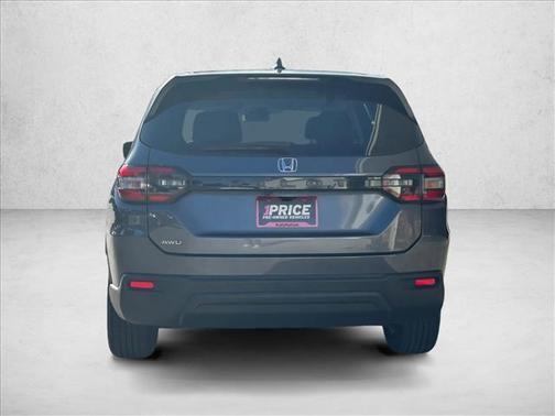 2023 Honda Pilot AWD LX