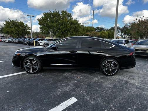 2025 Honda Accord Hybrid Base