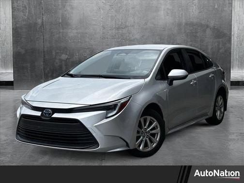 2024 Toyota Corolla Hybrid SE