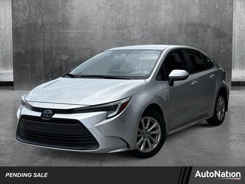2024 Toyota Corolla Hybrid SE