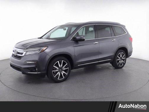 2022 Honda Pilot Touring 8-Passenger