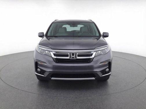2022 Honda Pilot Touring 8-Passenger