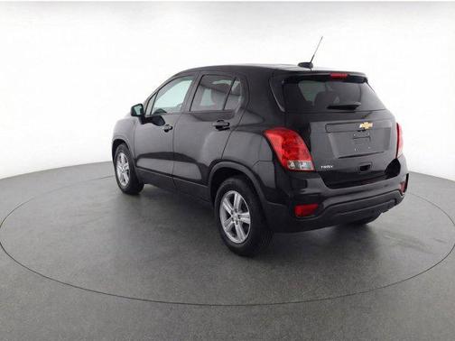 Mosaic Black Metallic 2020 Chevrolet Trax LS