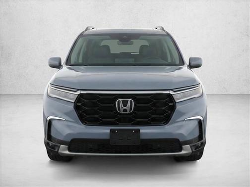 Gray 2024 Honda Pilot Touring 8-Passenger
