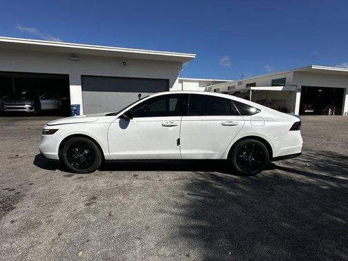 2025 Honda Accord Sport SE 1.5T