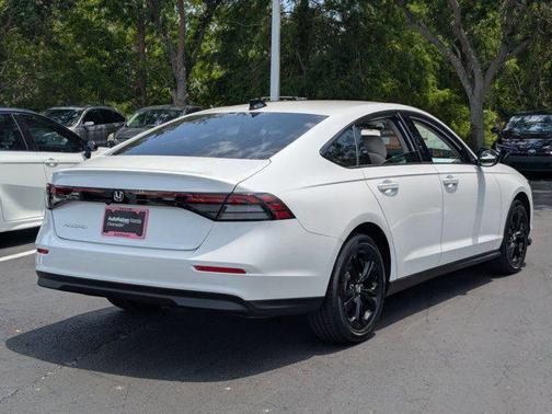 2025 Honda Accord SE