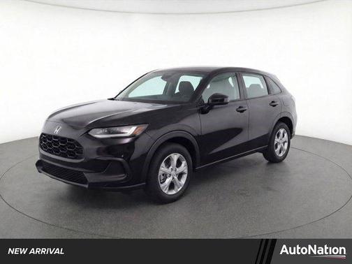 Crystal Black Pearl 2023 Honda HR-V LX