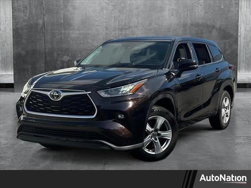 2020 Toyota Highlander LE