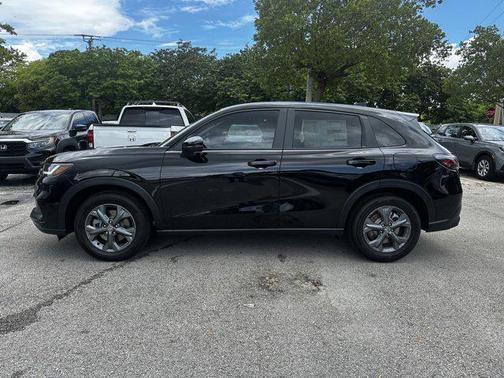 2026 Honda HR-V LX