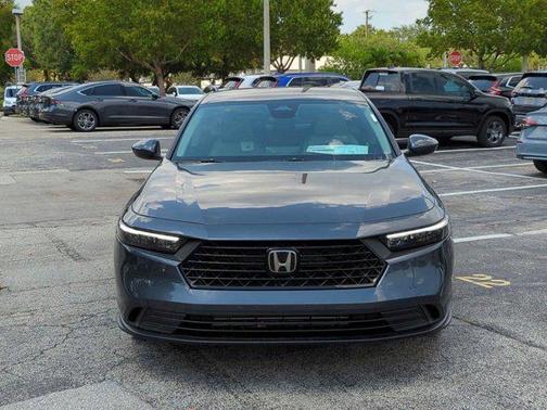 2025 Honda Accord LX 1.5T