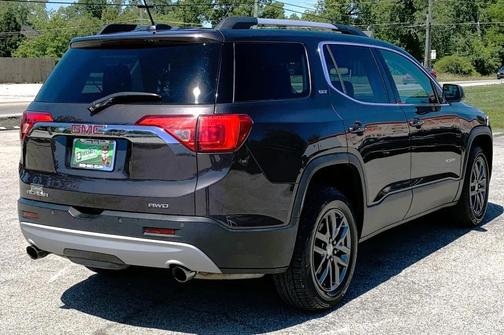 Gray 2019 GMC Acadia SLT-1