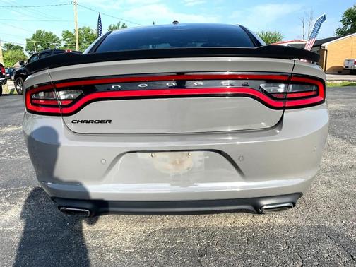 2017 Dodge Charger SE