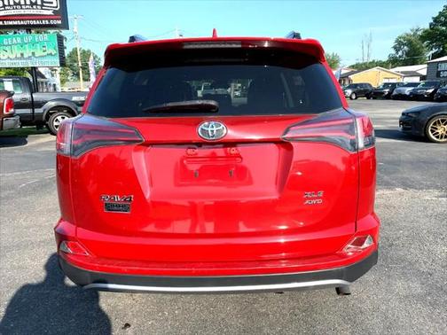 2017 Toyota RAV4 XLE