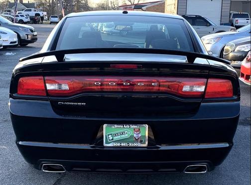 2012 Dodge Charger SXT